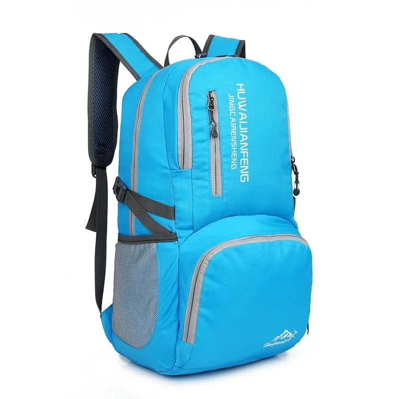 28L Ultra Light Travel Daypack - Foldable Softback Backpack with Water Repellency.