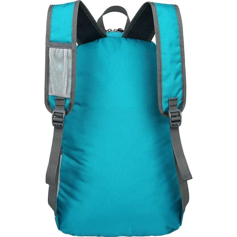 28L Ultra Light Travel Daypack - Foldable Softback Backpack with Water Repellency.