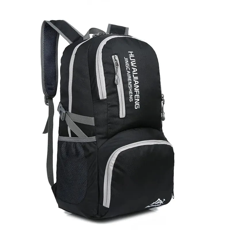 28L Ultra Light Travel Daypack - Foldable Softback Backpack with Water Repellency.