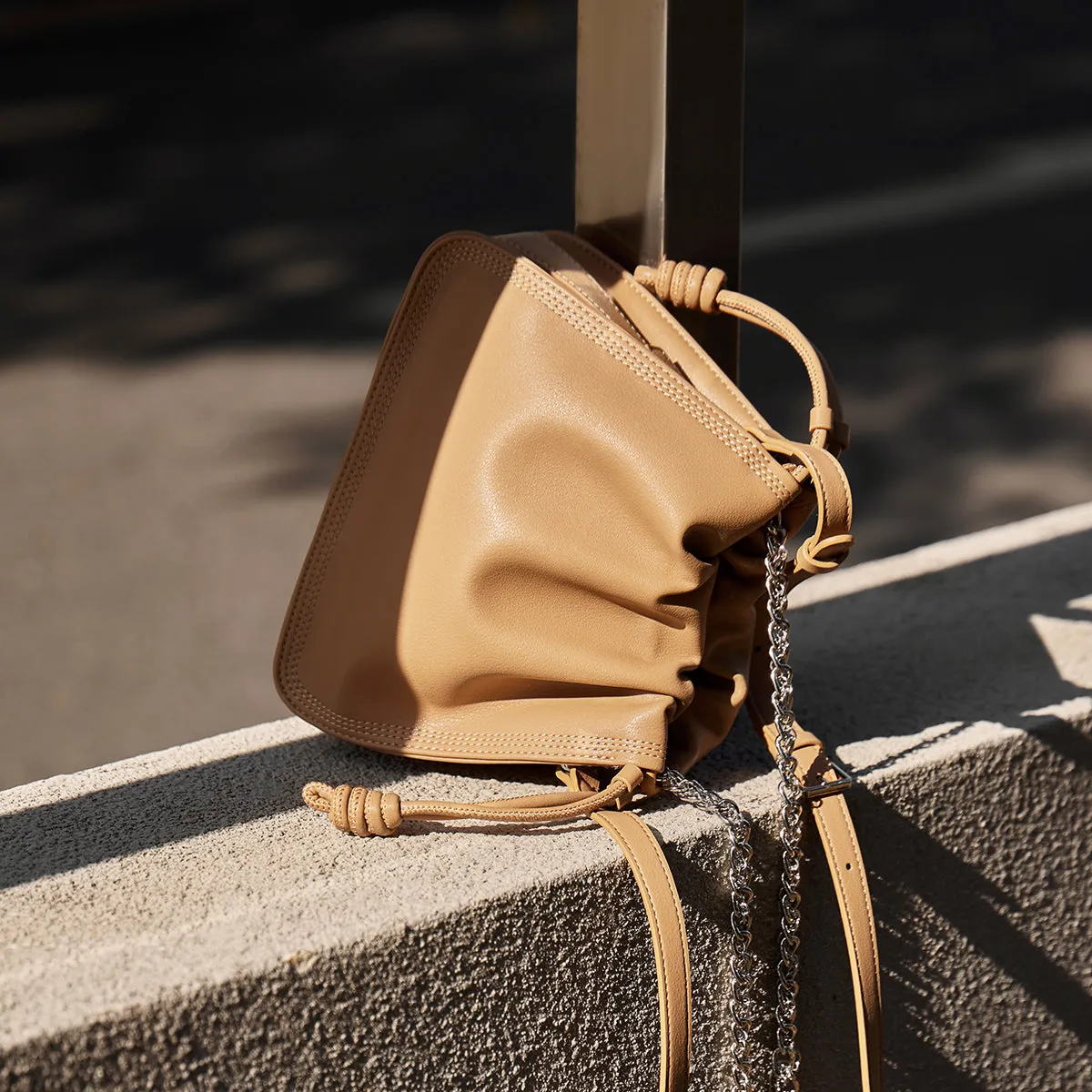 Chain Strap Drawstring Leather Bucket Bag