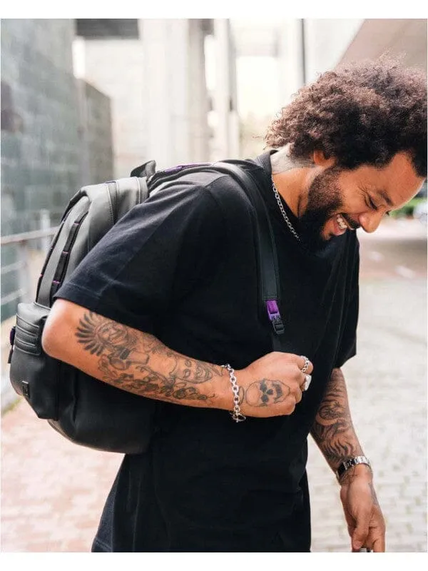 D__b_ Era 16L Backpack