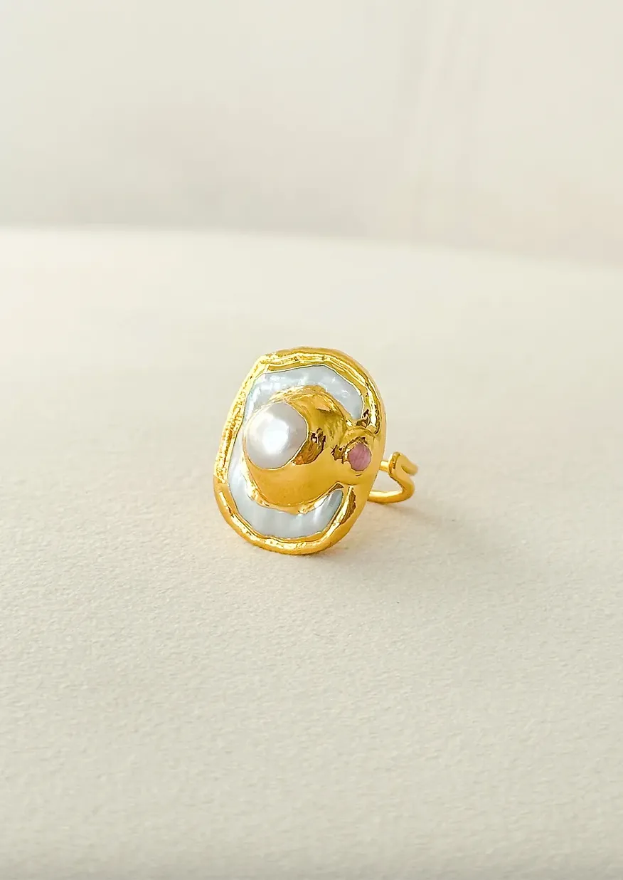 Pearl Top Ring