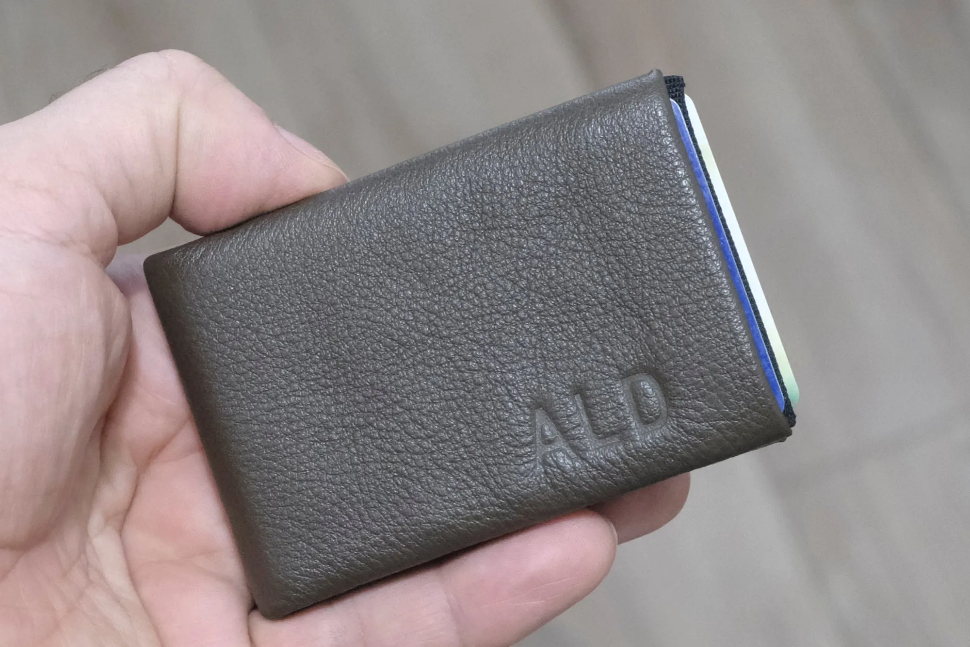 Slim and Stylish: Mens Wallets - Minimalist Wallet Collection - RFID protection 3  2